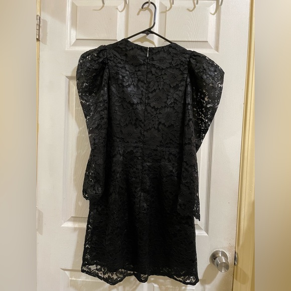 Express Dress - Picture 2 of 3